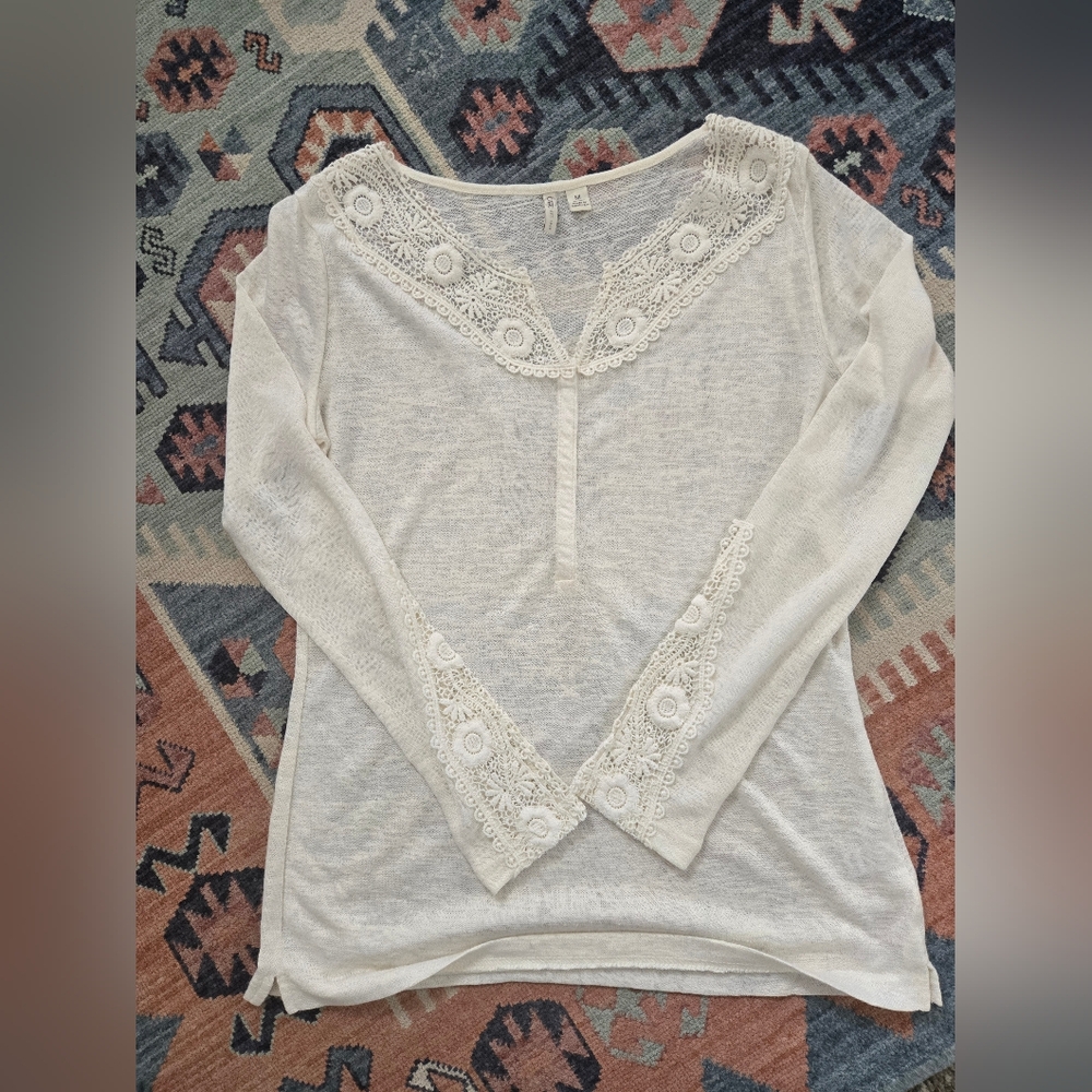 CATO | Creamy White Lightweight Sweater, Size Medium